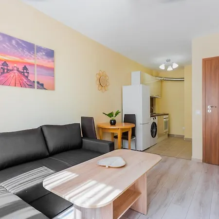 Lägenhet Private With Balcony In Center By Flat Mаnager *