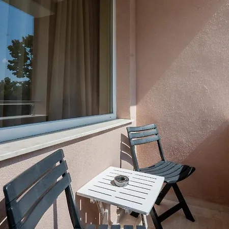 Private With Balcony In Center By Flat Mаnager סופיה