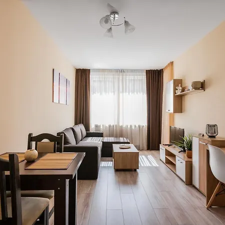 Private With Balcony In Center By Flat Mаnager