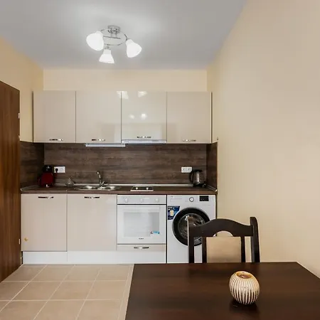 Private With Balcony In Center By Flat Mаnager סופיה